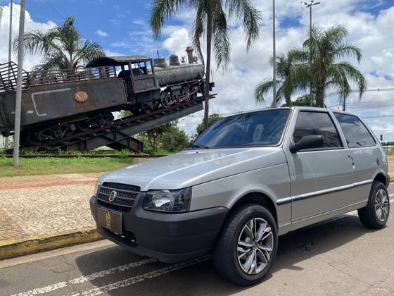 FIAT UNO 1.0 MPI MILLE FIRE 8V FLEX 2P MANUAL